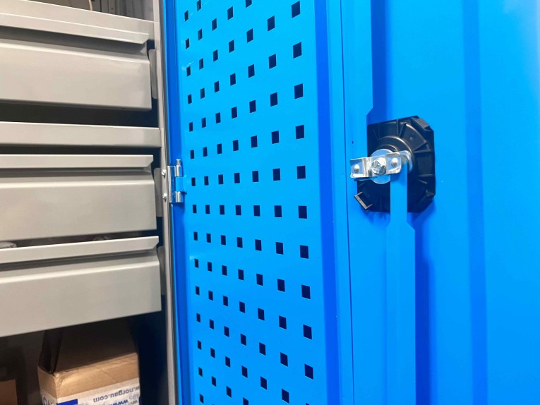 Шкаф инструментальный TNC 101.4S купить в Ухте