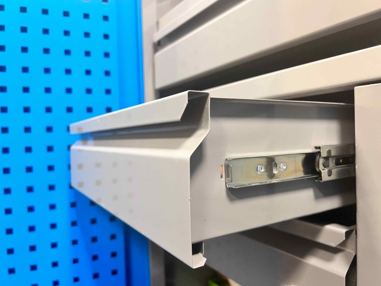 Шкаф инструментальный TNC 180.B3.S3 купить в Ухте