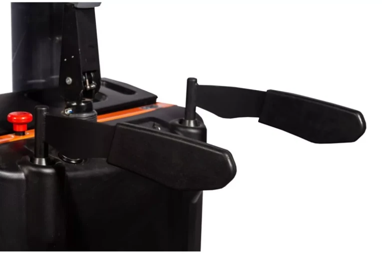 Штабелер электрический самоходный с платформой 1,5 т - 5,6 м Вилы: 1150 , АКБ Свинцово - кислотная, CL1556W SIBLINE купить в Ухте Штабелер электрический самоходный с платформой 1,5 т - 5,6 м Вилы: 1150 , АКБ Свинцово - кислотная, CL1556W SIBLINE купить в Ухте