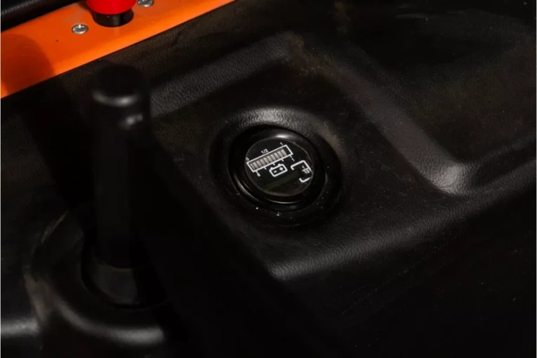 Штабелер электрический самоходный с платформой 1,5 т - 5,6 м Вилы: 1150 , АКБ Свинцово - кислотная, CL1556W SIBLINE купить в Ухте Штабелер электрический самоходный с платформой 1,5 т - 5,6 м Вилы: 1150 , АКБ Свинцово - кислотная, CL1556W SIBLINE купить в Ухте