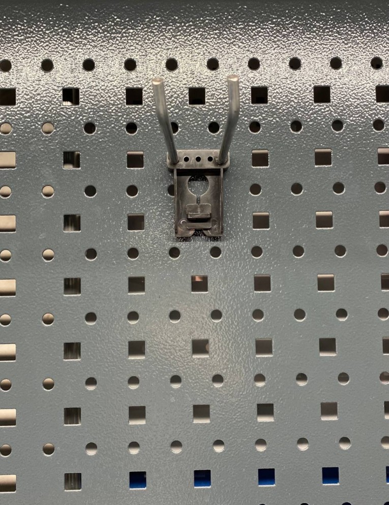 Крючок двойной 100 мм купить в Ухте