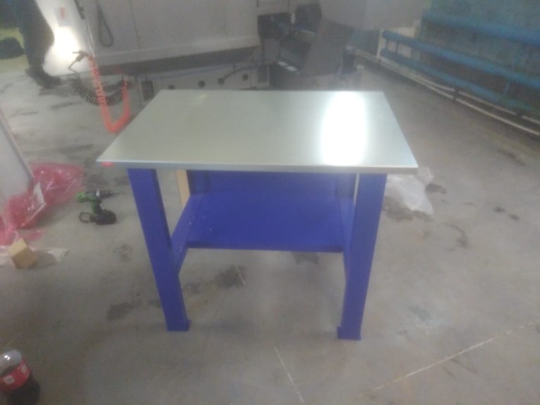 Верстак-стол бестумбовый ВП-1 купить в Ухте Верстак-стол бестумбовый ВП-1 купить в Ухте