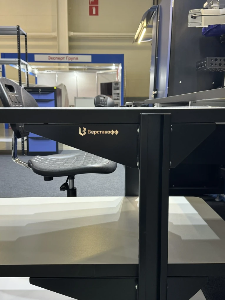 Подкатной антистатический стол SPC A купить в Ухте